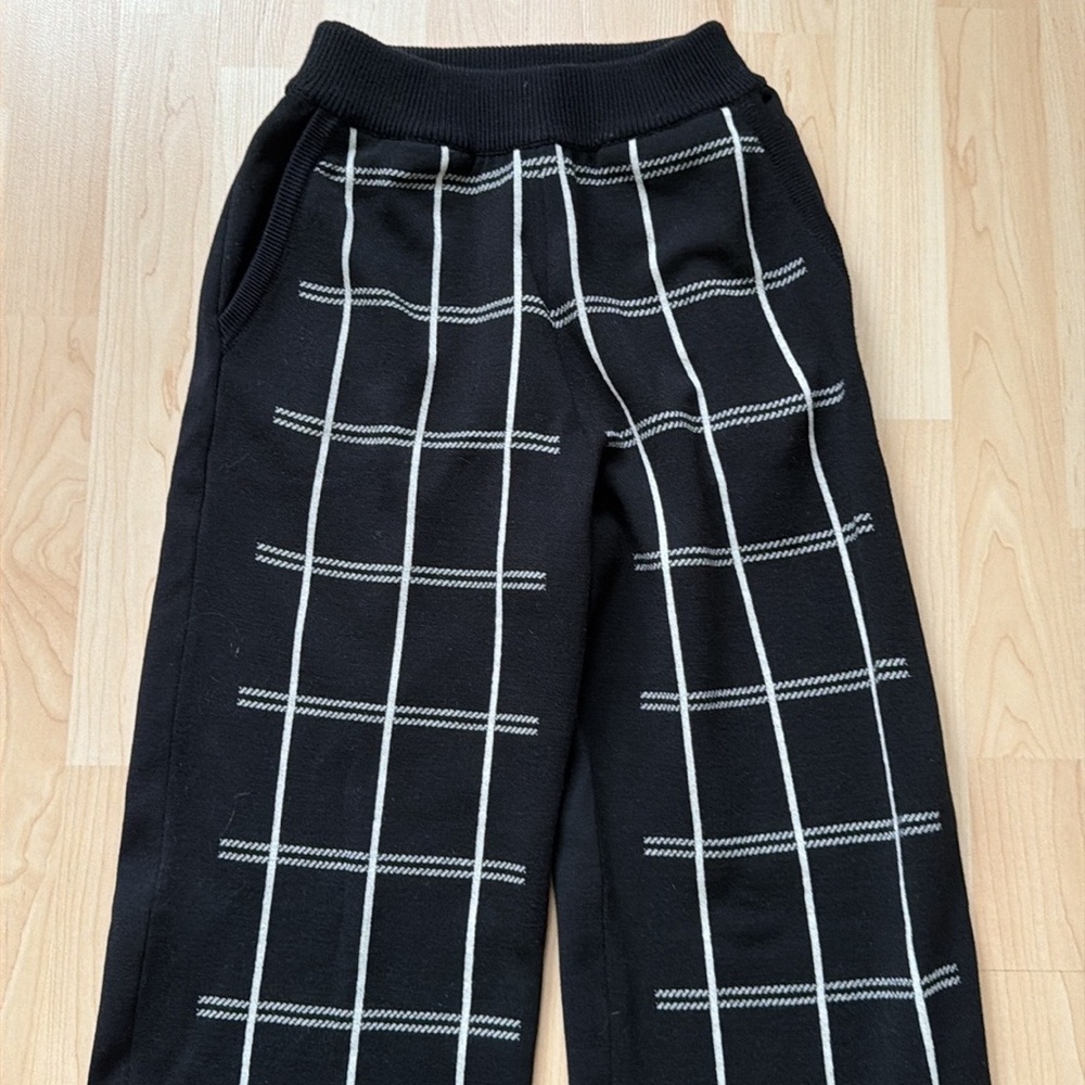 NWOT Chloe black plaid wool blend jogger pant, size S - Picture 3 of 11